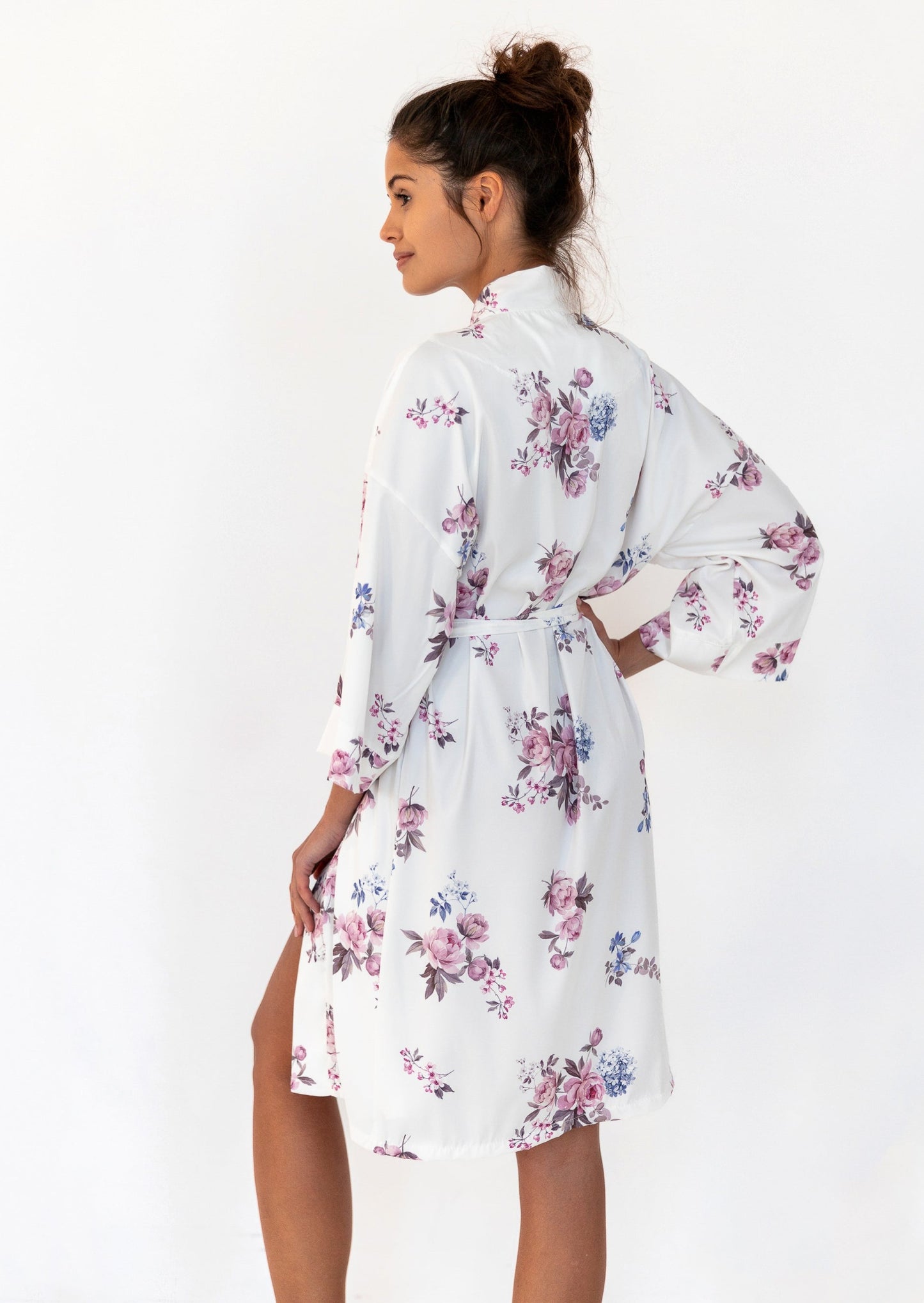 kimono fleuri, délicat et très doux.