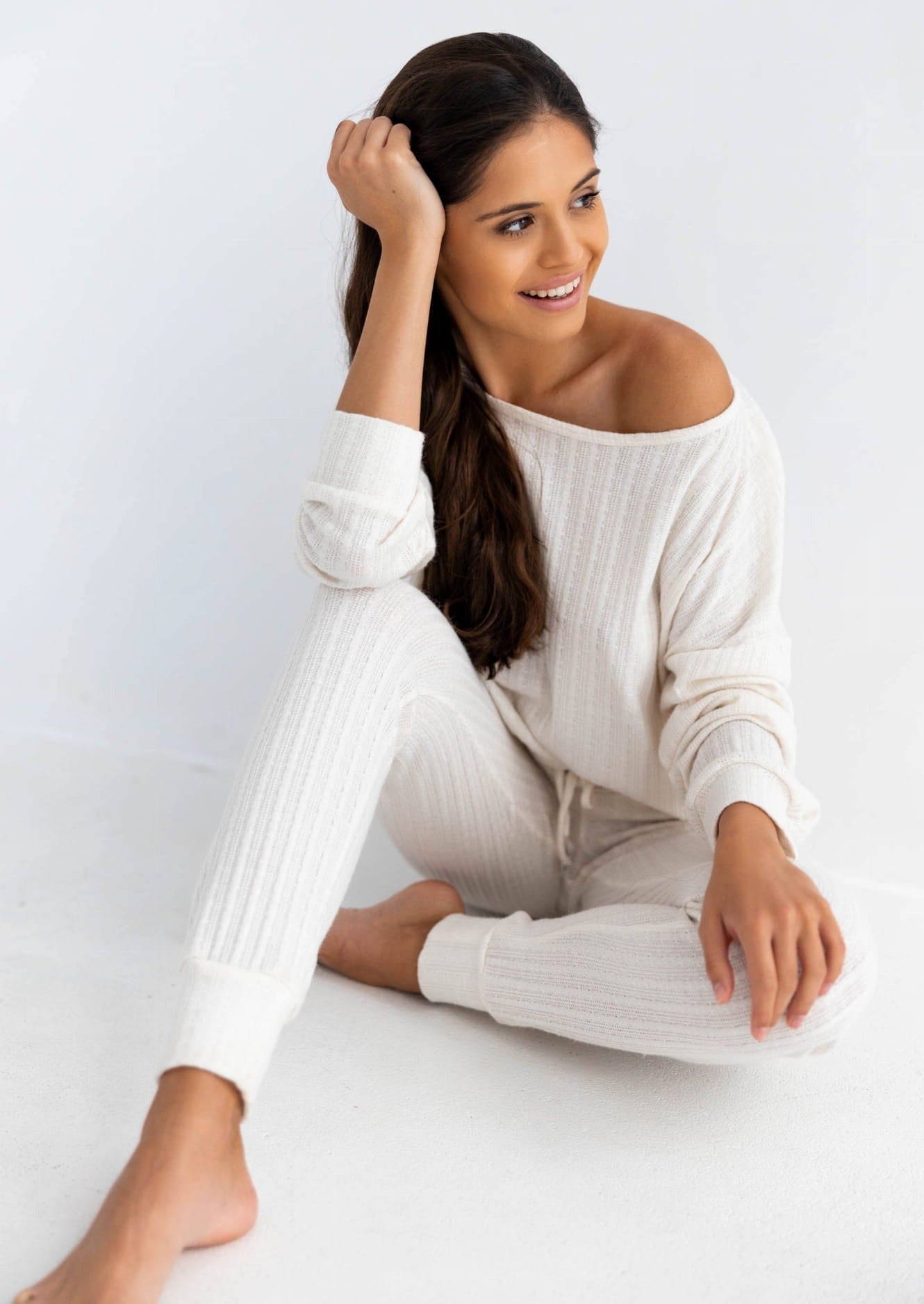 beau pyjama femme, pyjama femme chaud et élégant, pyjama chic femme, pyjama chic, pyjama confortable et beau