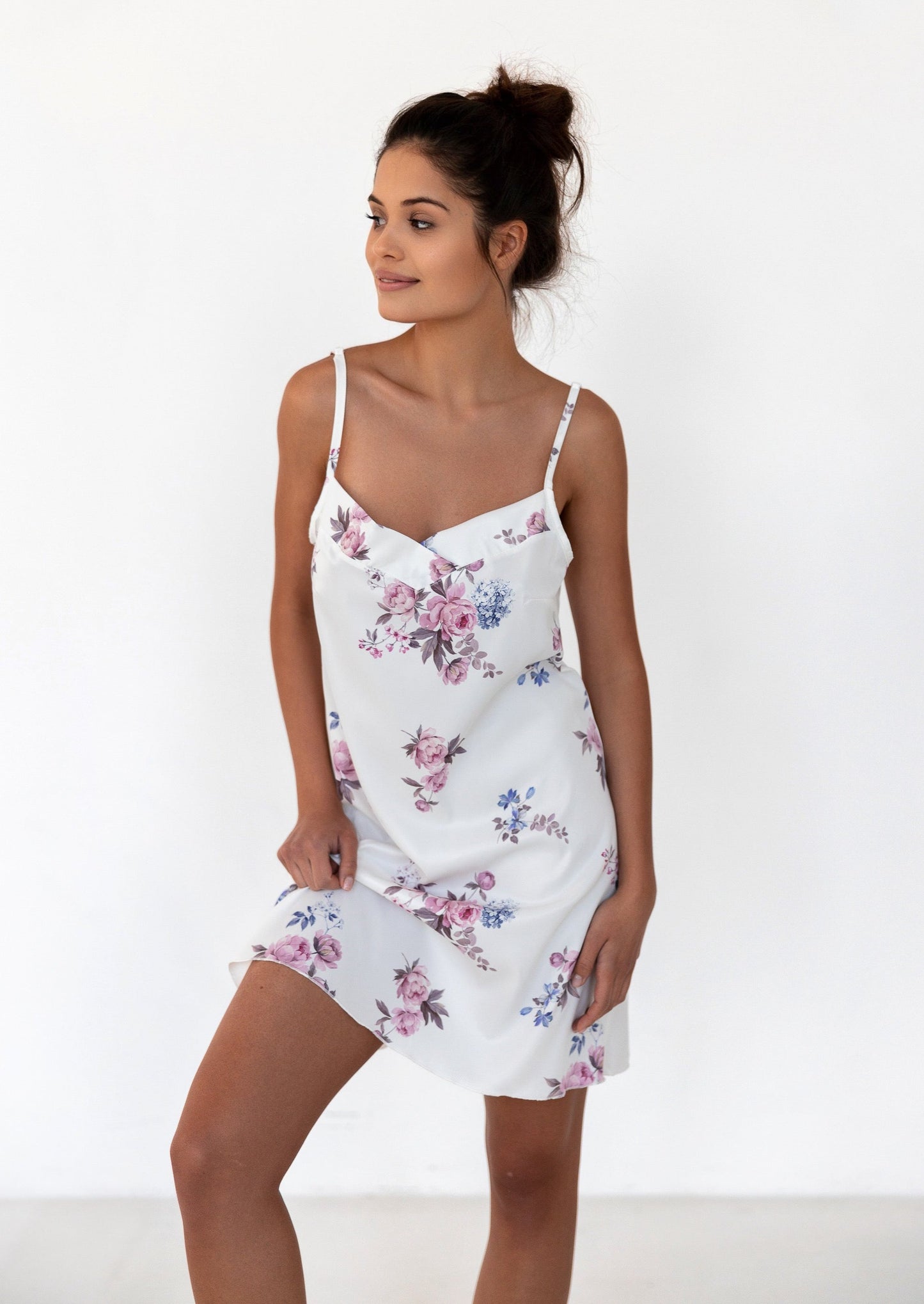 Nuisette longue fleurie blanche, nuisette femme